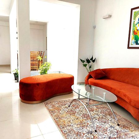 Oesis - Stylish Villa Steps From Historic Galle Fort Luaran gambar