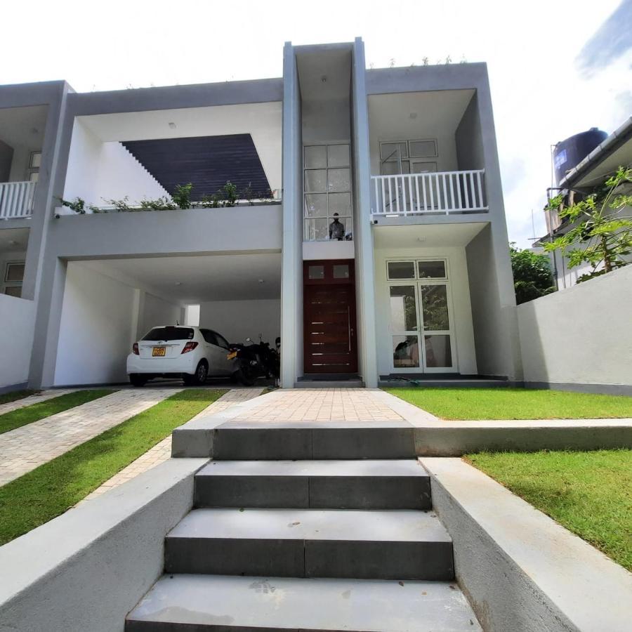 Oesis - Stylish Villa Steps From Historic Galle Fort Luaran gambar