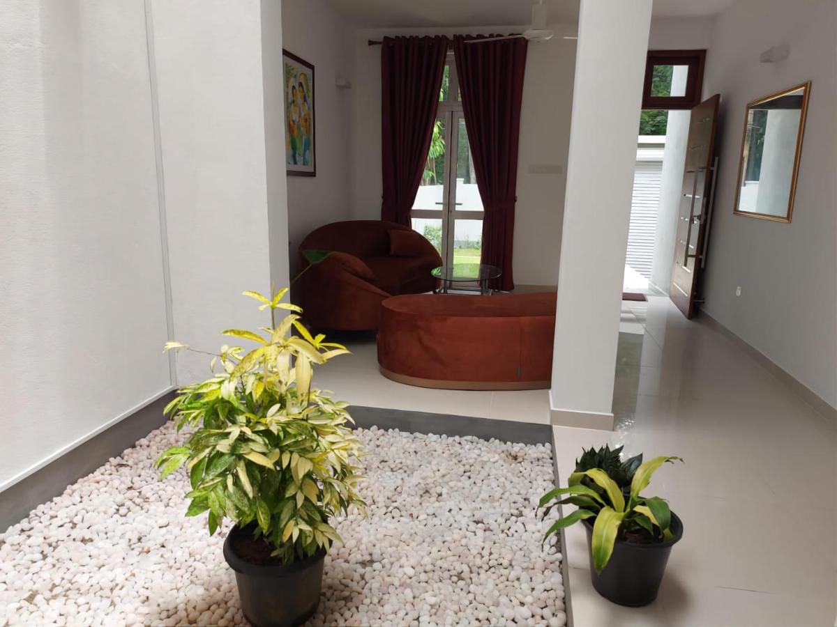 Oesis - Stylish Villa Steps From Historic Galle Fort Luaran gambar
