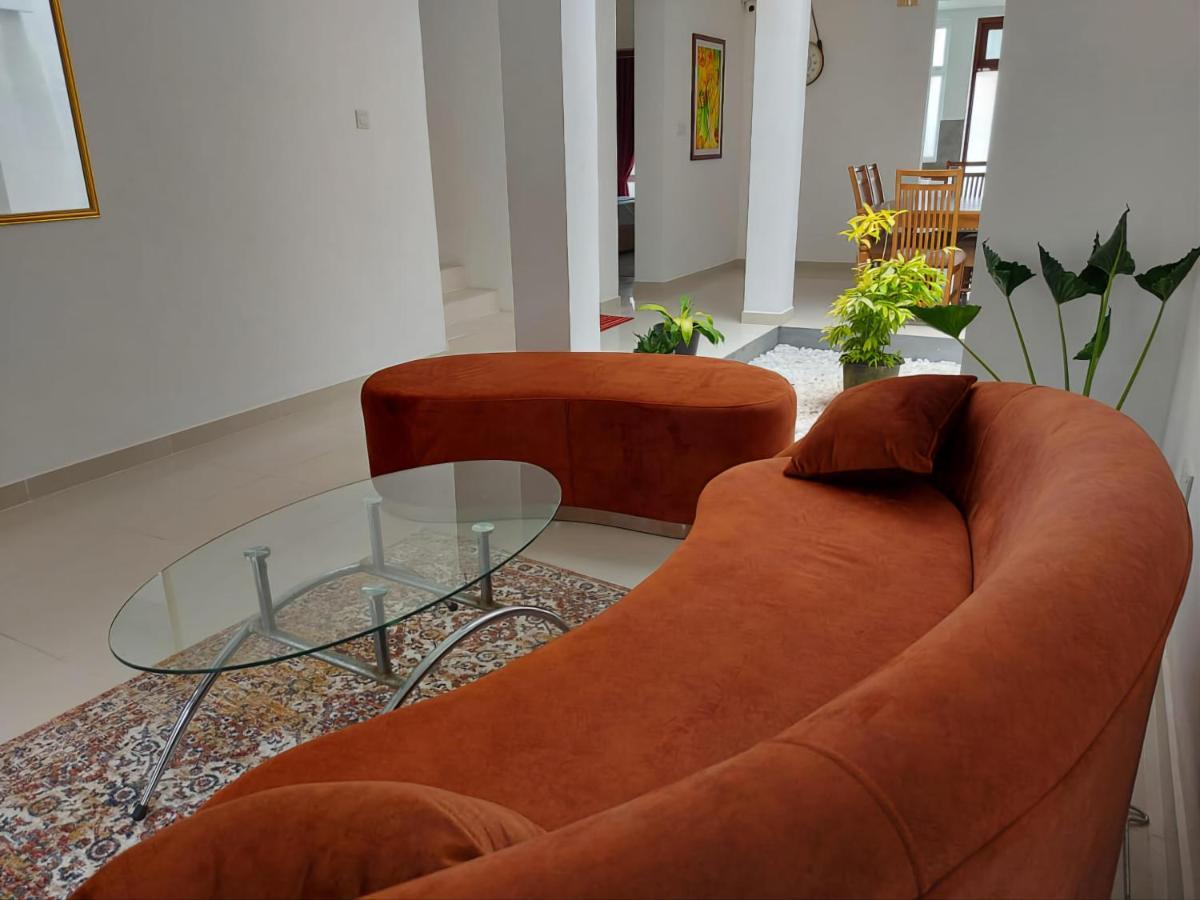 Oesis - Stylish Villa Steps From Historic Galle Fort Luaran gambar