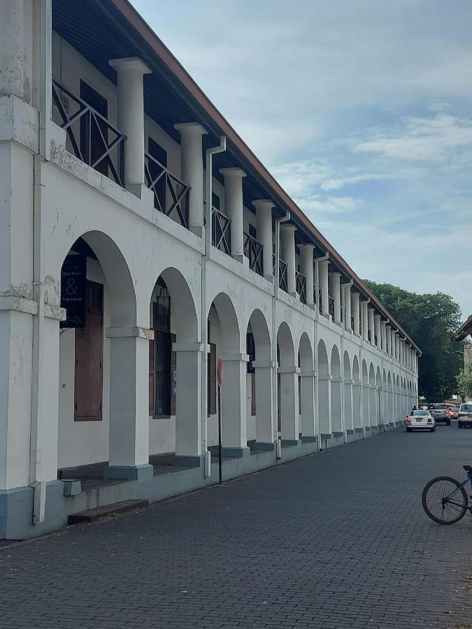 Oesis - Stylish Villa Steps From Historic Galle Fort Luaran gambar