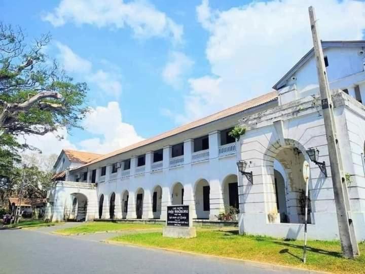 Oesis - Stylish Villa Steps From Historic Galle Fort Luaran gambar