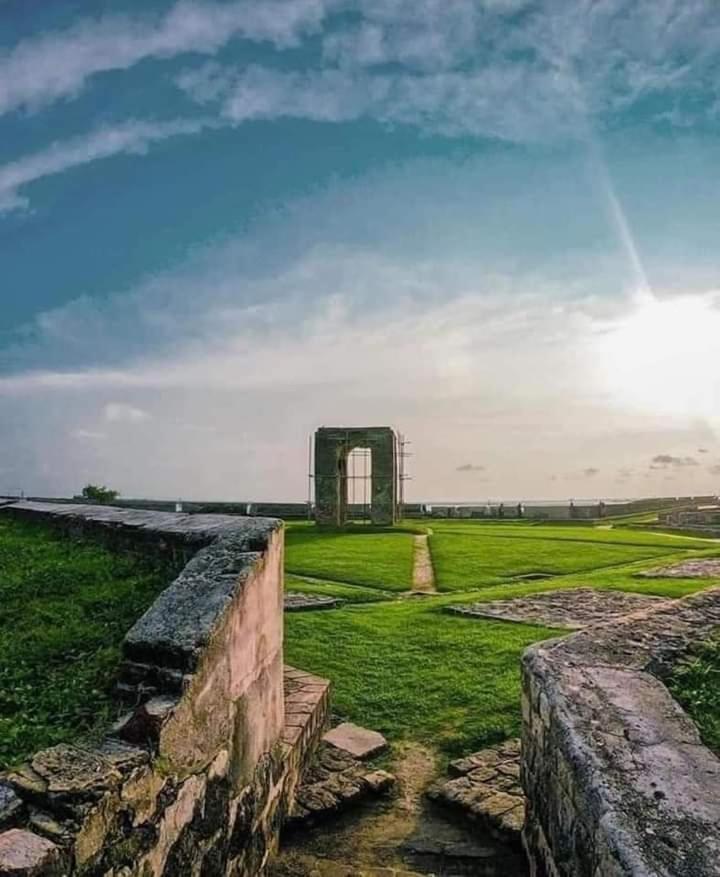 Oesis - Stylish Villa Steps From Historic Galle Fort Luaran gambar